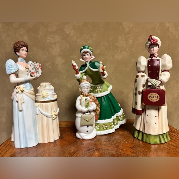 Avon Collection Mrs. Albee Figurines Set of 3 - Picture 1 of 16